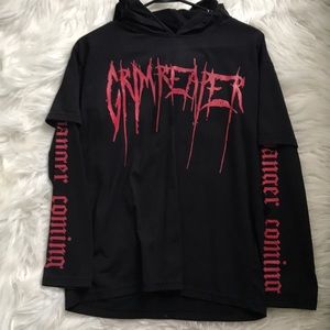 Light Hoodie with texts on sleeves